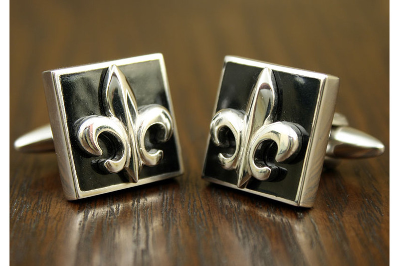 Fleur de lis Cuff links
