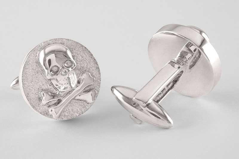 Skull Cuff links