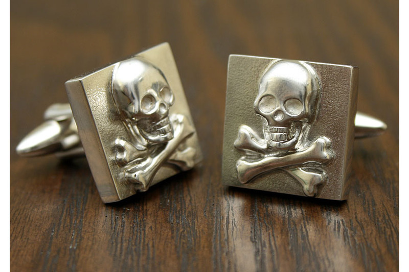 Skull Cuff links
